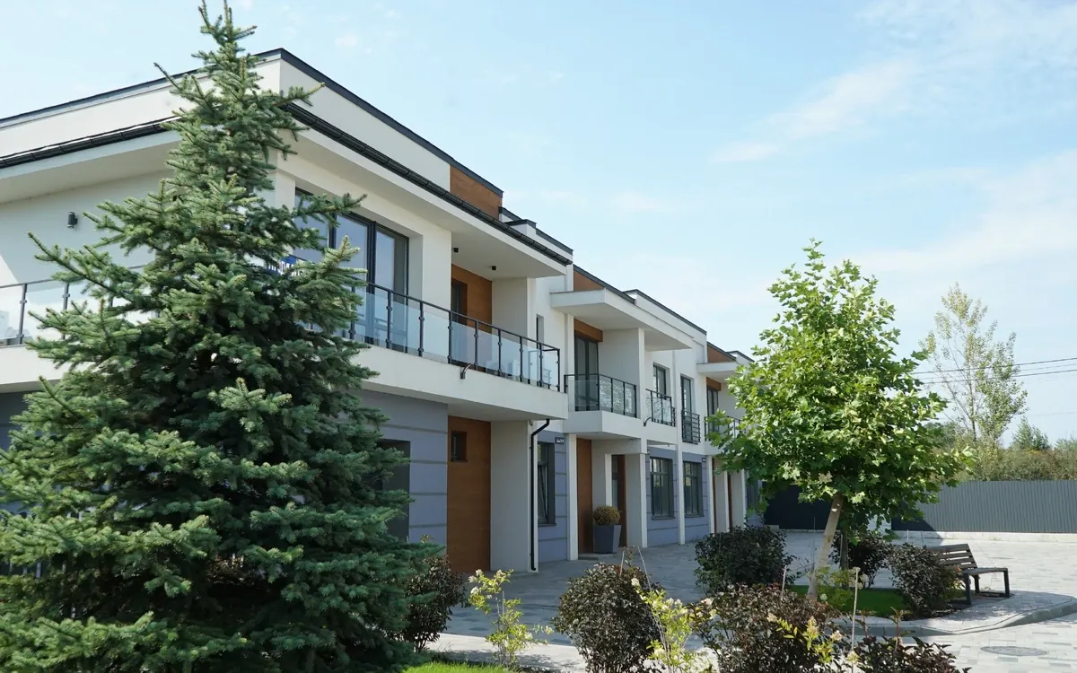 Готові будинки в розтермінування